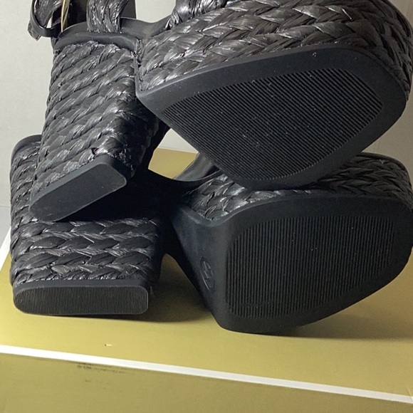 MICHAEL KORS
Michael Women's Rhoda Platform Sandals In Black - Picture 8 of 10